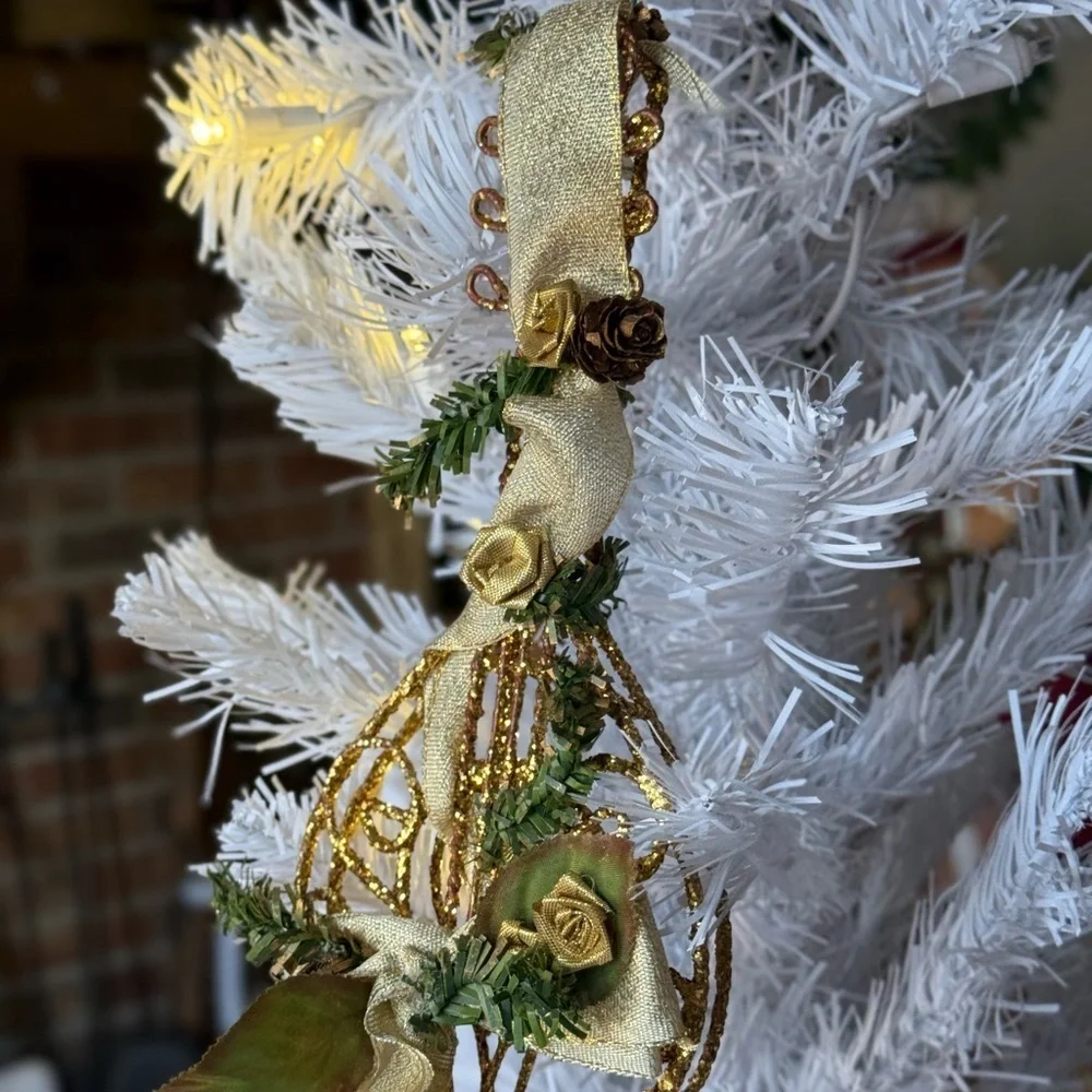 Rare Vintage 1975 Gold Guitar Holiday Ornament with Green Accents
